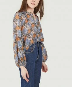 Second Female Itea Blouse