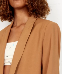 Second Female Disa Blazer