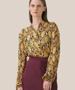 Second Female Snake Shirt