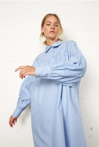 Second Female Dress Henri New Shirt