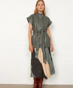 Second Female Waistcoat Indai Leather