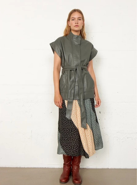 Second Female Waistcoat Indai Leather