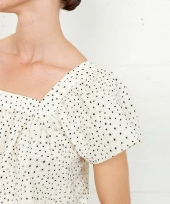 Second Female Birne Brazilian Sand Top