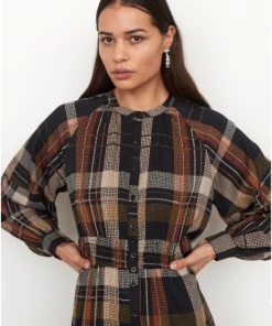 Second Female Dress Rosina Fitted Dress