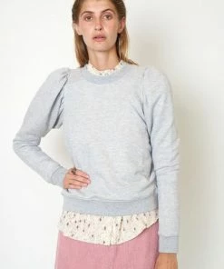 Second Female Grey Sweater Caramella