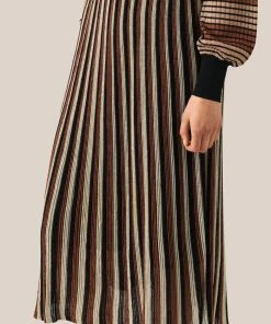 Second Female Tortoise Shell Lepus Knit Skirt