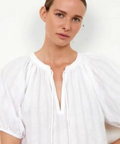 Second Female Frigg Blouse White
