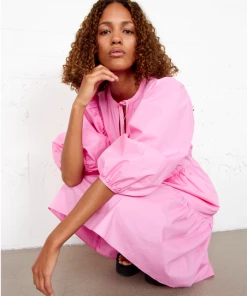 Second Female Dress Frey