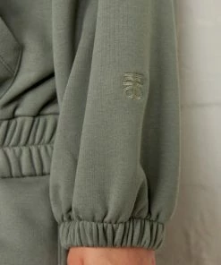 Second Female Verbena Sweat Agave Green