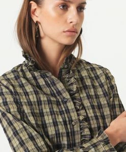 Second Female Osla Shirt