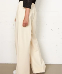 Second Female Trousers Ficaria