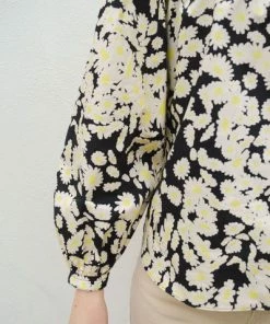 Second Female Scilla Black Shirt