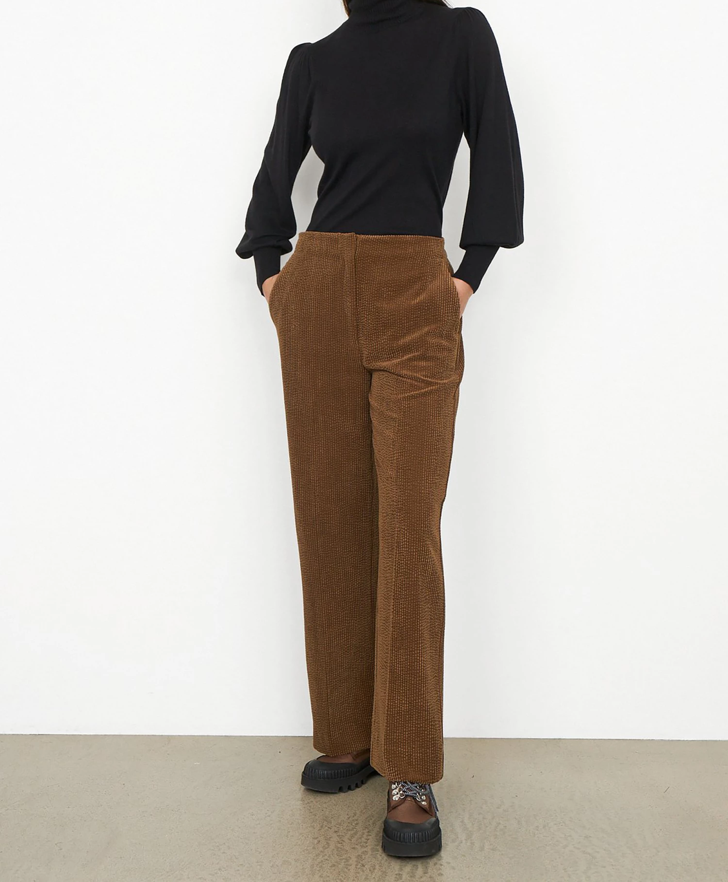 Second Female Boya Trousers