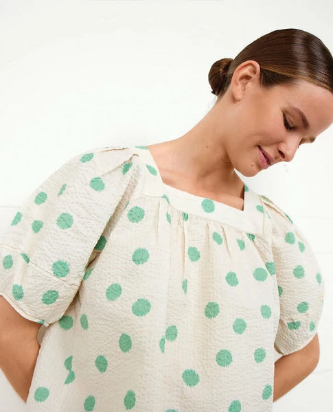 Second Female Gro Sand Blouse