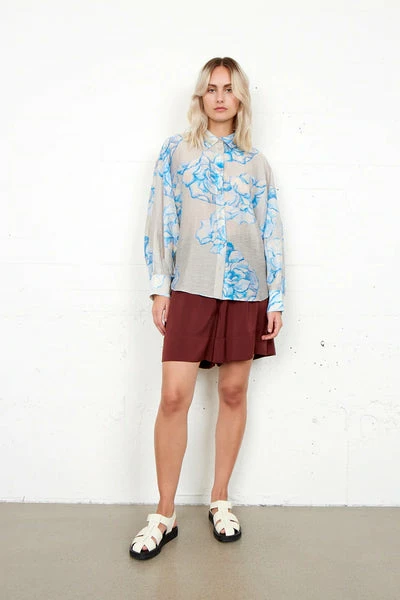 Second Female Berit Shirt