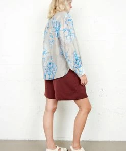 Second Female Berit Shirt