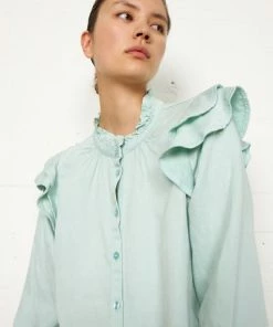 Second Female Capsella Shirt