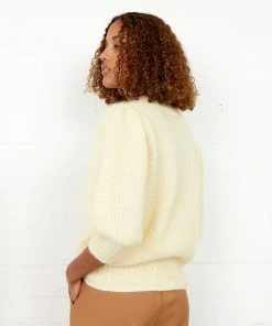 Second Female Brooky Banana Crepe Knit Puff Ss