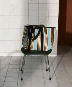 Second Female Trolle Bag