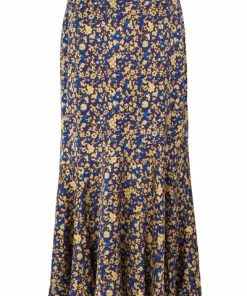 Second Female Spirit Skirt