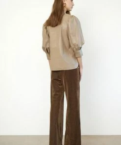 Second Female Sepia Shirt Lamour