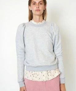 Second Female Grey Sweater Caramella