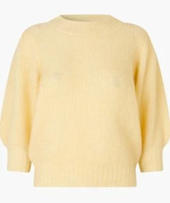 Second Female Brooky Banana Crepe Knit Puff Ss