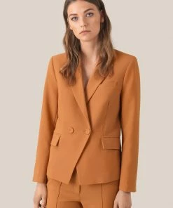 Second Female Biscuit Honny Blazer