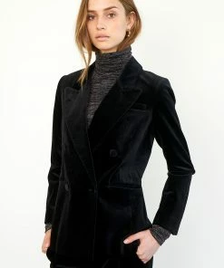 Second Female Vega Blazer