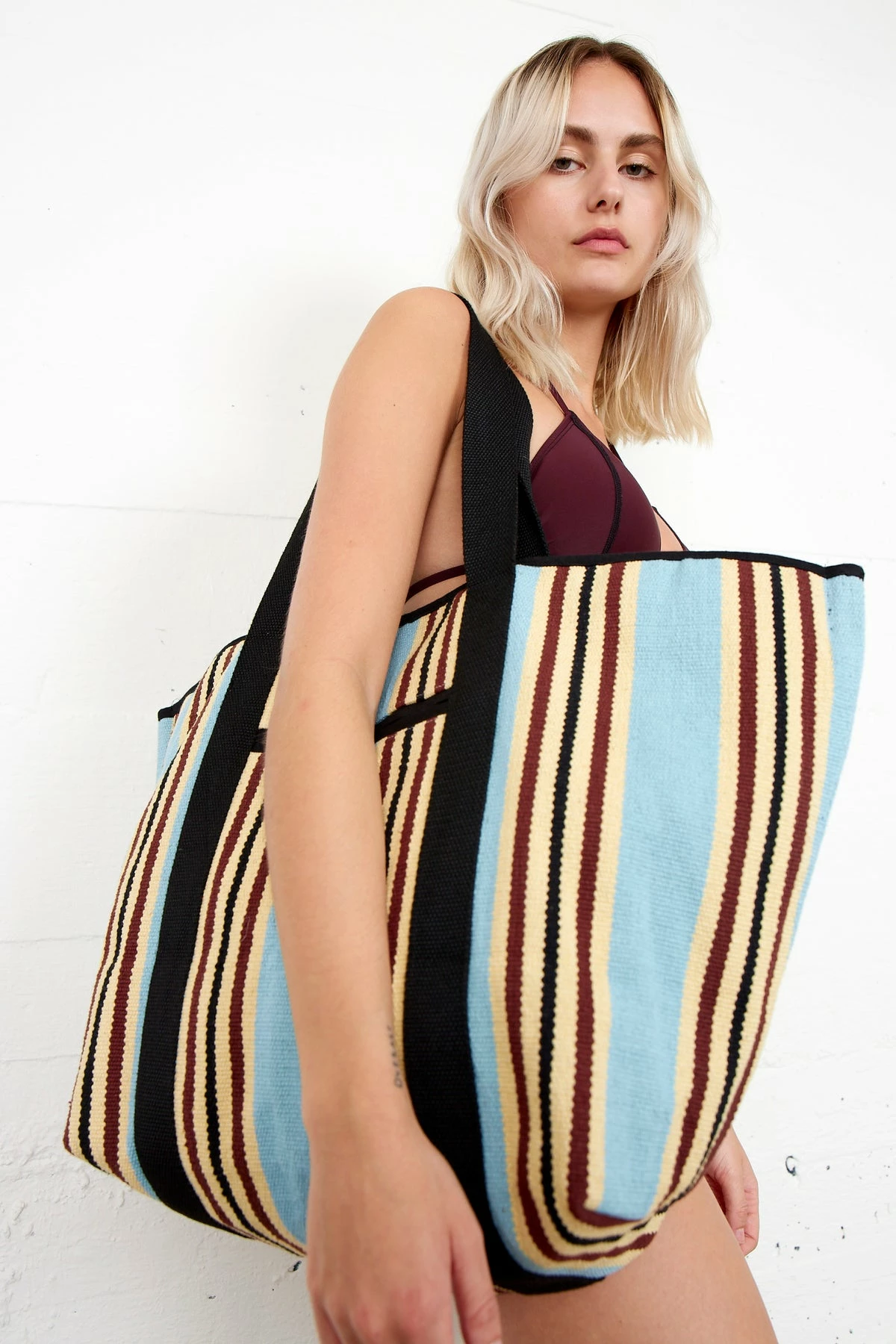 Second Female Trolle Bag