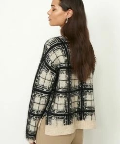 Second Female Black and White Louisa Knit T Neck Sweatshirt