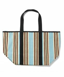 Second Female Trolle Bag