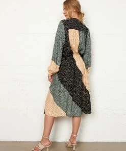 Second Female Paprica Dress