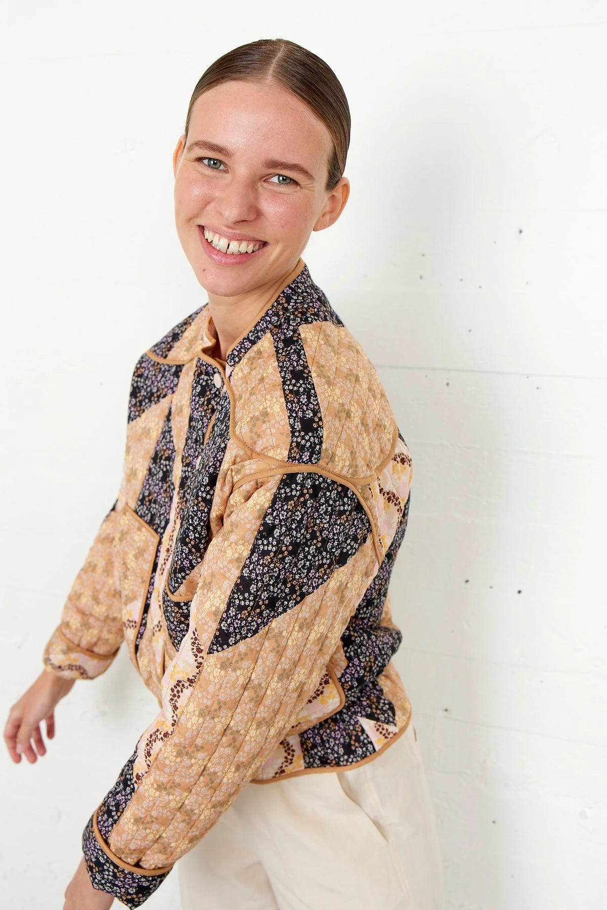 Second Female Lotdis Jacket