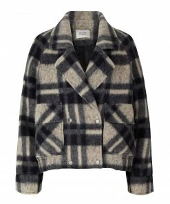 Second Female Gillian Shacket